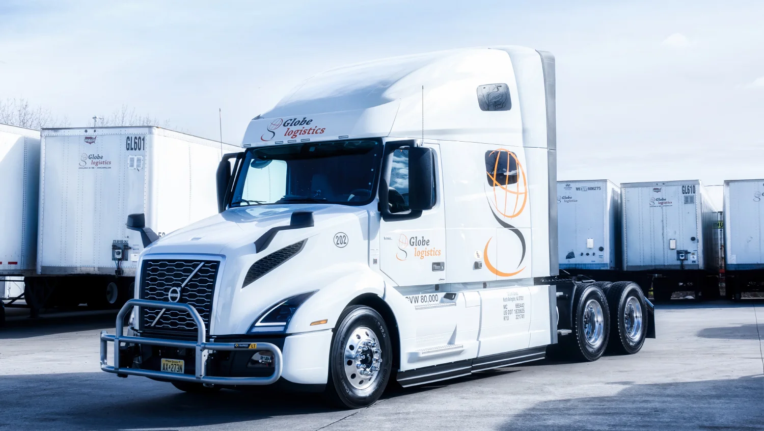 s dedicated fleet - Globe Logistics